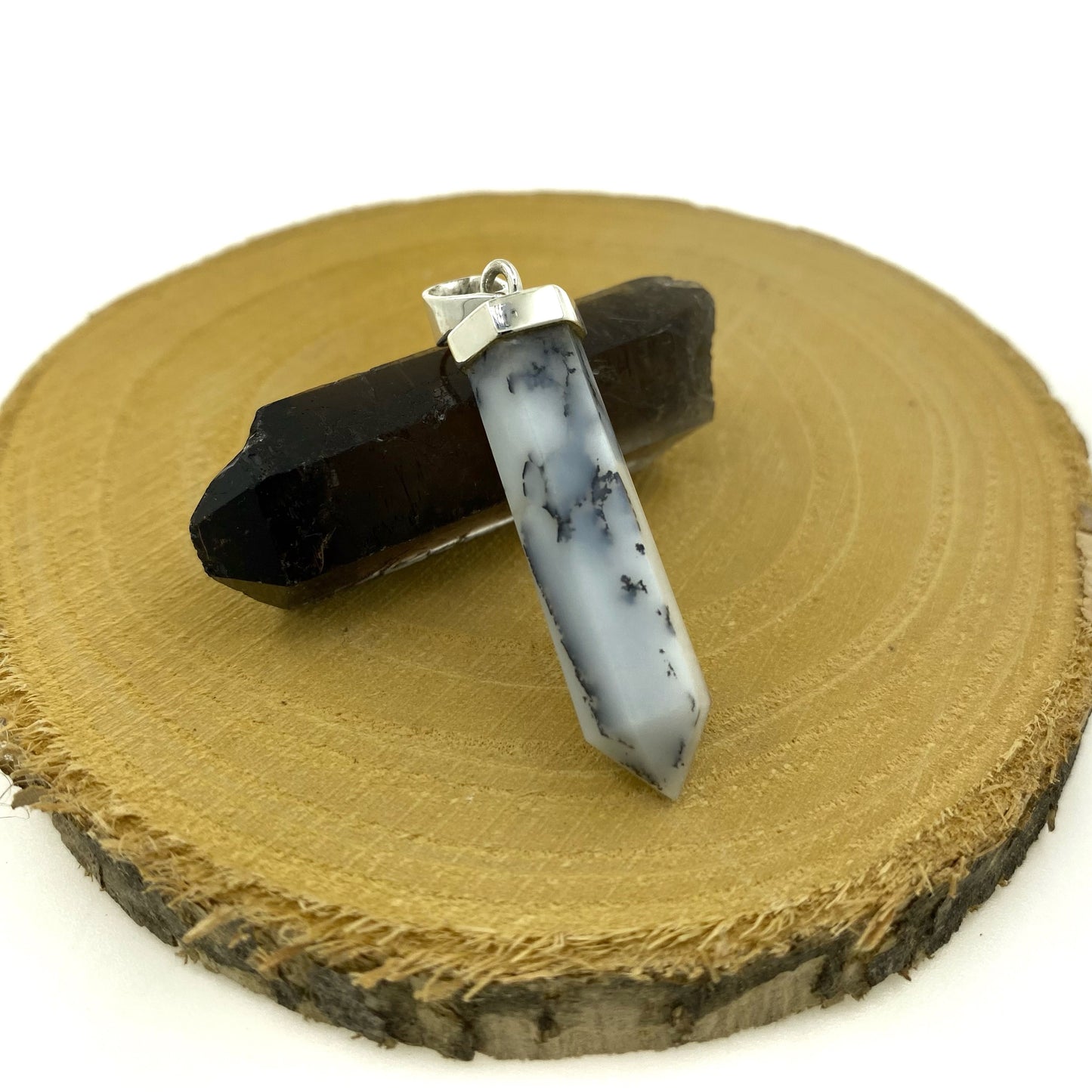 colgante punta merlinita opalo dendritico plata