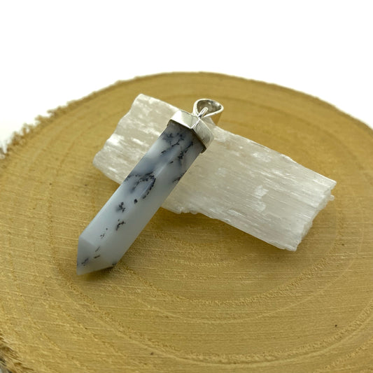 colgante punta merlinita opalo dendritico plata